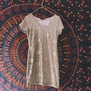 Beautiful lace dress ✨